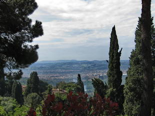 Fiesole - Blick hinunter nach Florenz